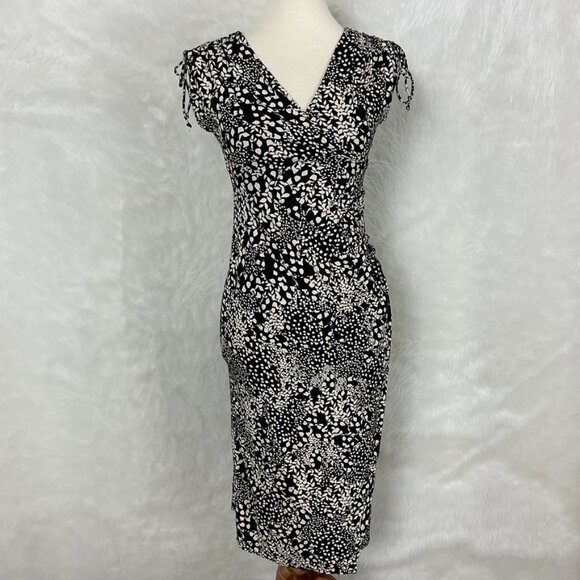 Isabella Oliver Ivory Black Sleeveless Leaf Print Cardine Maternity Dress 1 US 4 - Picture 1 of 9